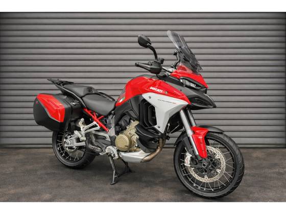 DUCATI MULTISTRADA 1200 V4 S DUCATI MULTISTRADA 1200 V4 S